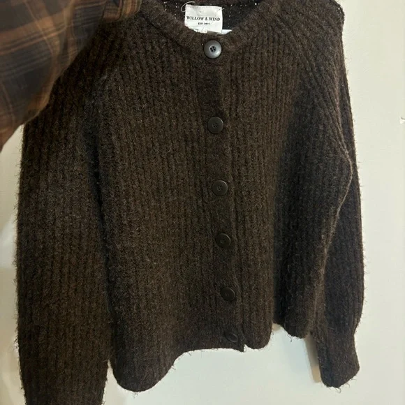 Cozy Brown Willow and Wind Sweater size medium - Picture 2 of 3